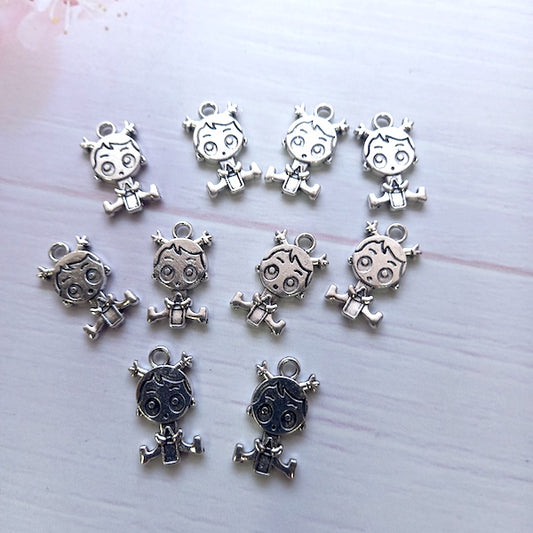 Dije Metálico - Niña #2 (10un)