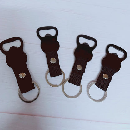 Llavero Destapador Negro